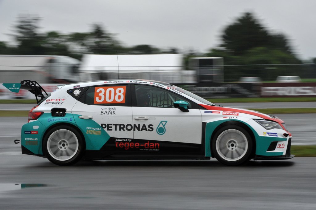 Holmgaard Racing sikrede sig med en sejr på Padborg Park titlen i A6-klassen i Danish Endurance Championship
(Foto: Morten Alstrup)